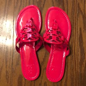 Tory Burch Miller’s Neon Pink 8.5 like new